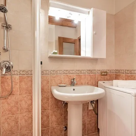 Italstay - Vescovo Elegant Courtyard *